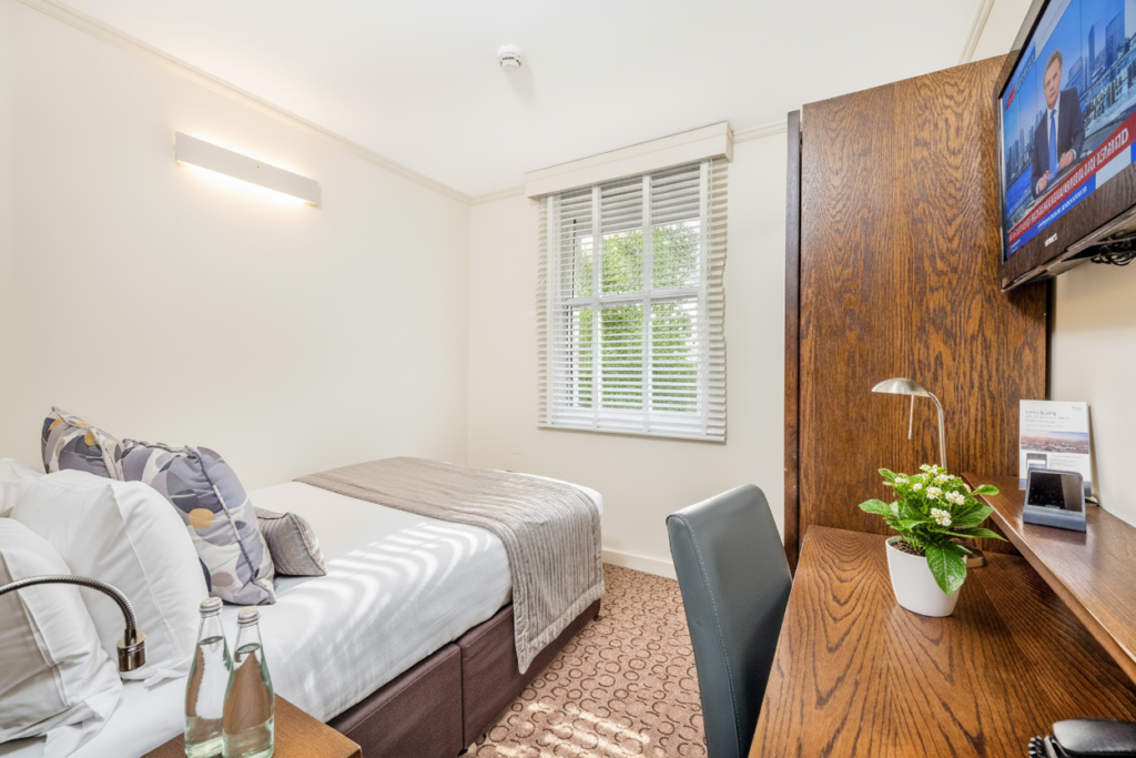 Standard Room with 1 Single Bed