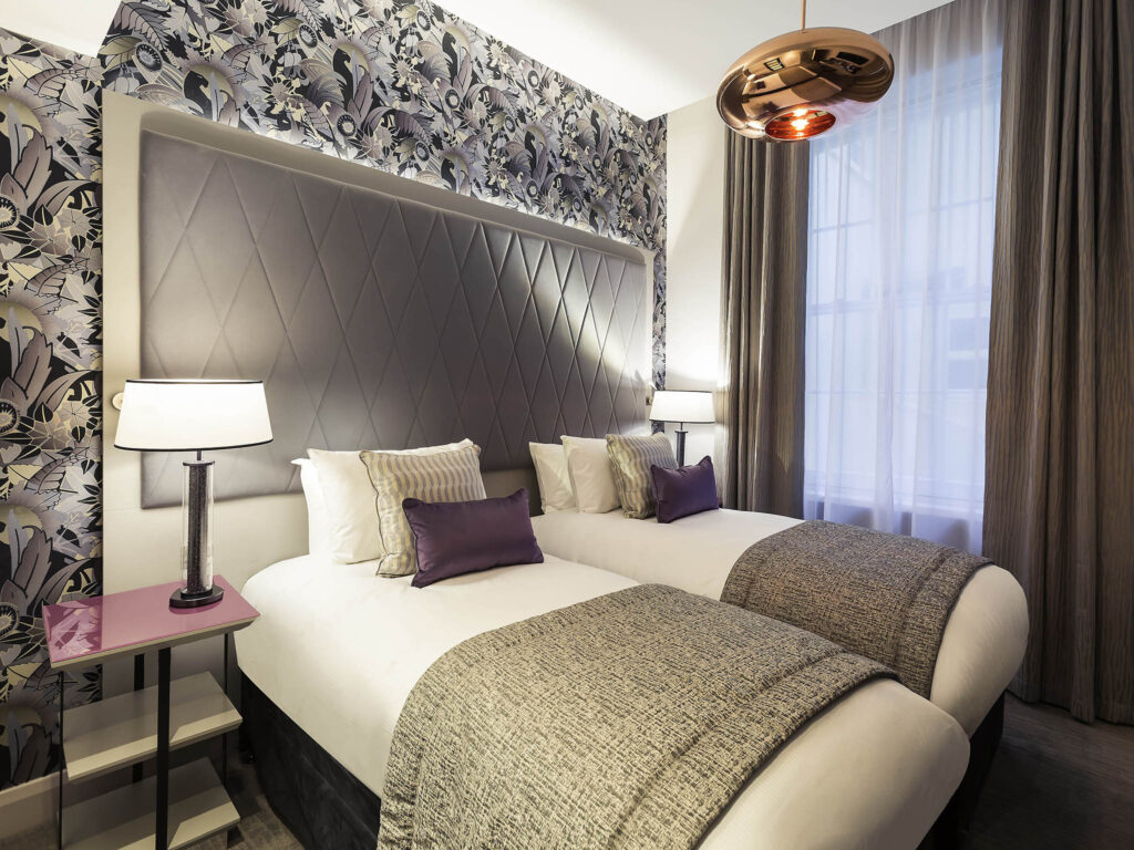 Standard Room with 2 Twin Beds