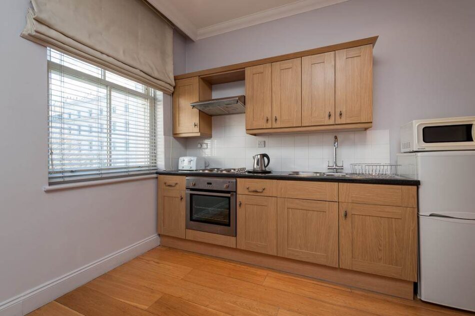 12 London Street Aparments
