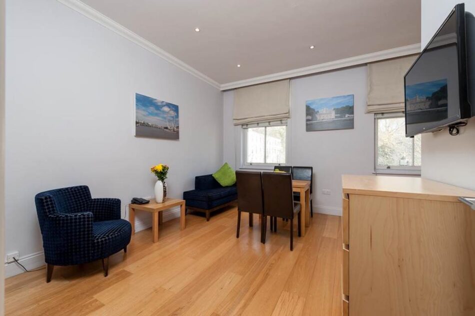 12 London Street Aparments