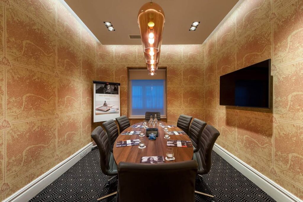 Hyde Suite