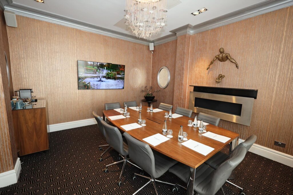Churchill Suite