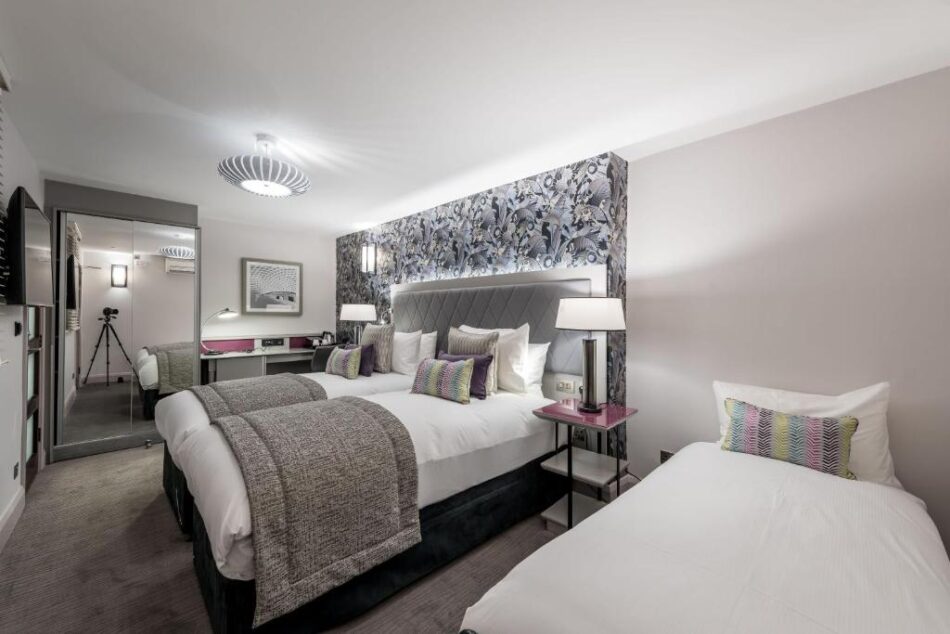 Mercure London Hyde Park Hotel – Family Room