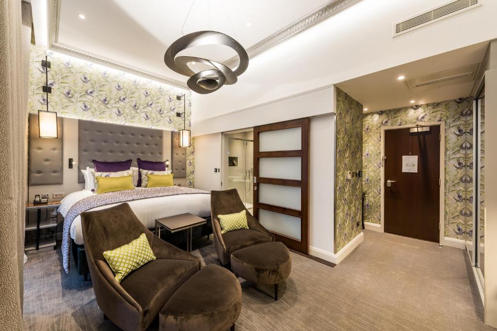 Mercure London Hyde Park Hotel Junior King Suite