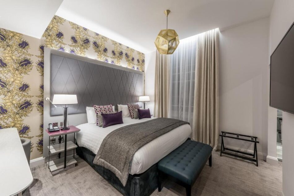Mercure London Hyde Park Hotel Superior Room