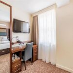 Mercure London Paddington Hotel Executive King Bedroom Seating Area