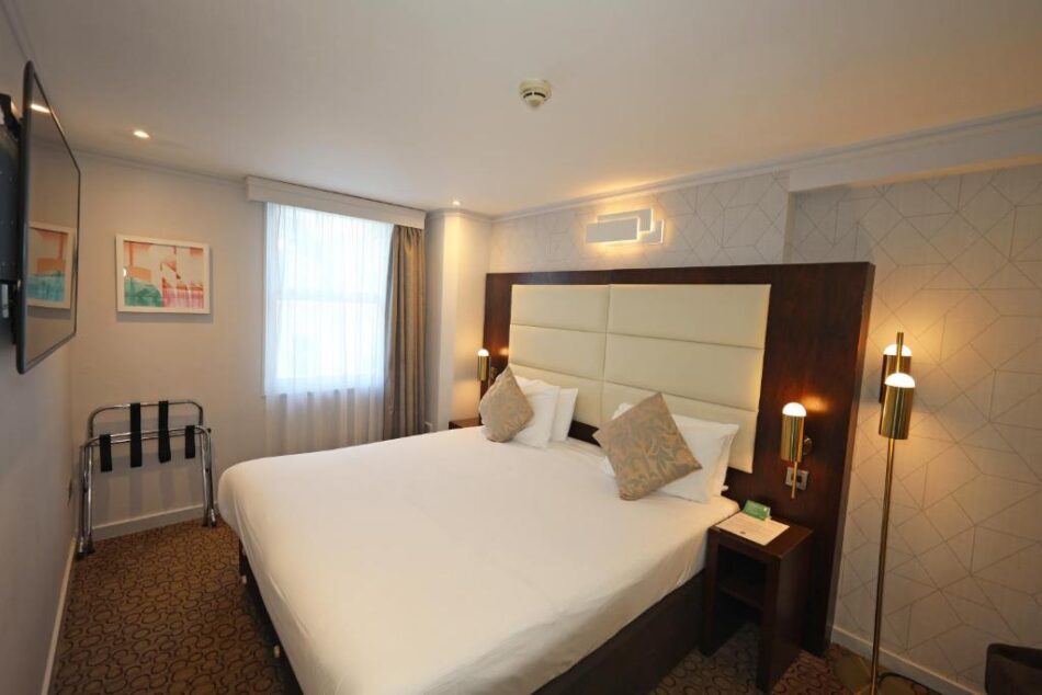 Mercure London Paddington Hotel Executive King Room