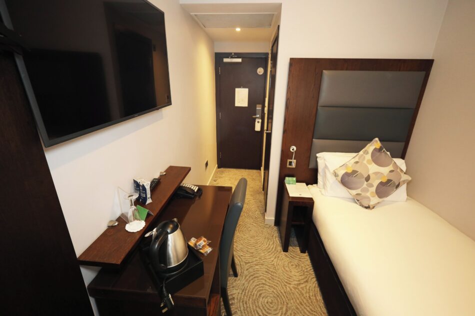 mercure-london-paddington-hotel-standard-single-room-view