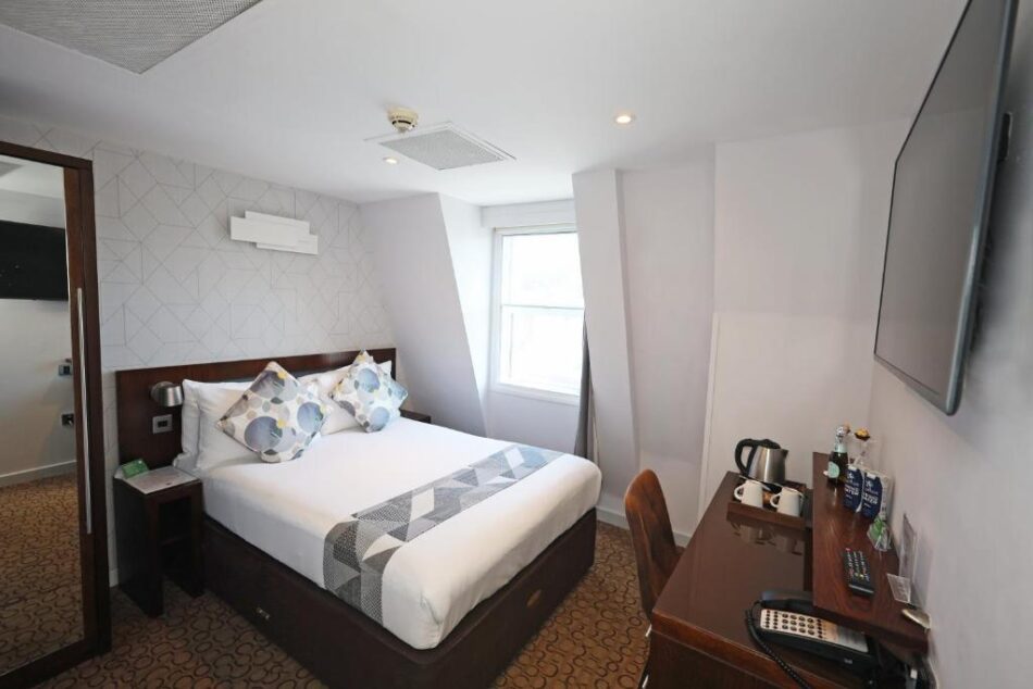 Mercure London Paddington Small Double Room