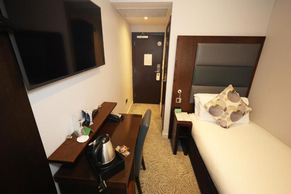 Mercure London Paddington Hotel – Standard Single Room