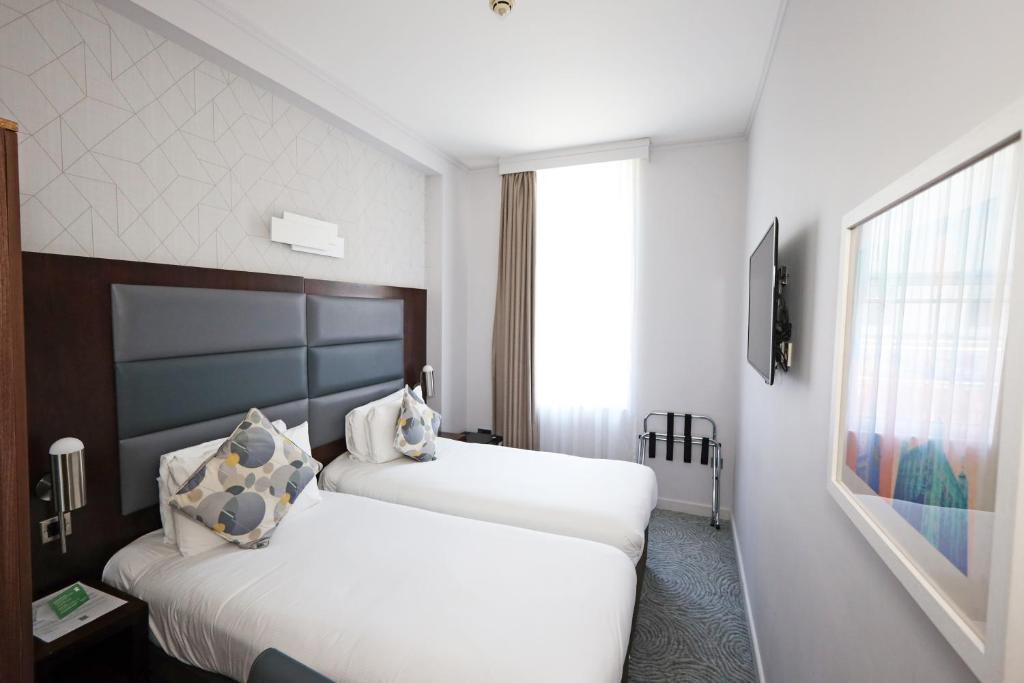 Mercure London Paddington Standard Twin Room