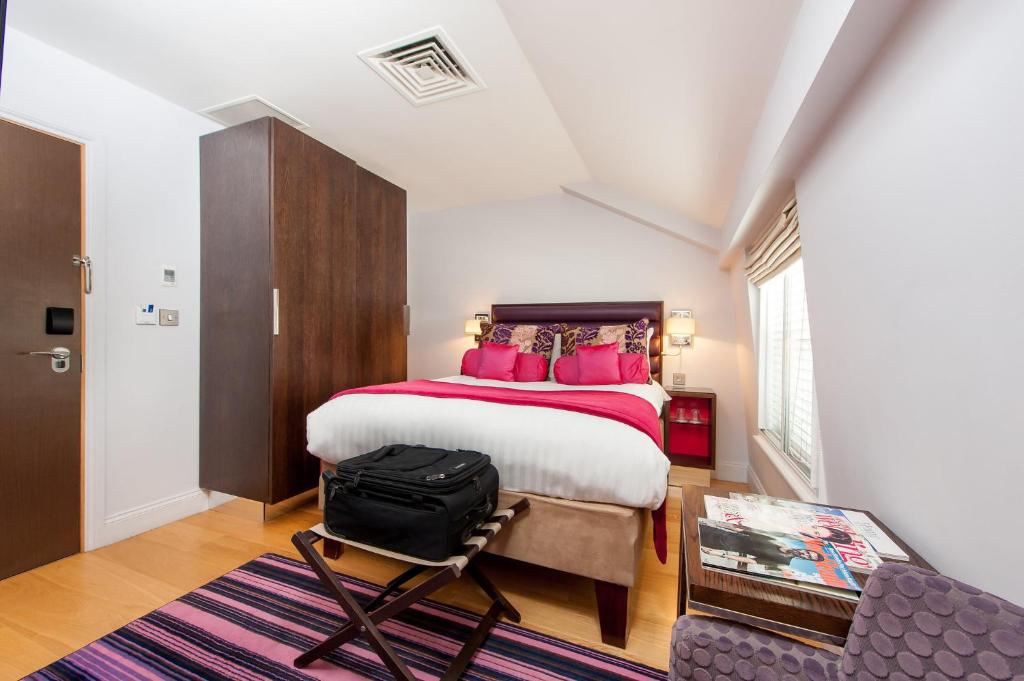 Hotel Indigo London Paddington Standard Room